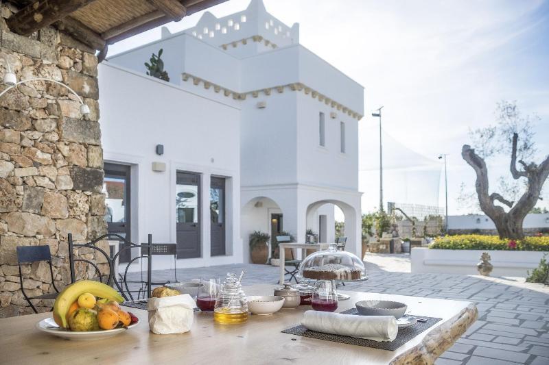 Masseria Le Mandorle Ugento Eksteriør bilde